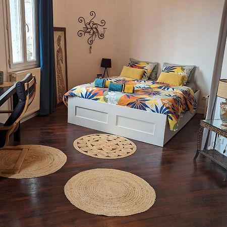 אנגולם Charmante Maison Proche Hotel De Ville מראה חיצוני תמונה